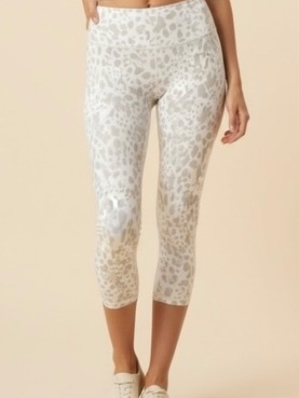 Lululemon Align High-Rise Crop 21” Cheetah Camo Antique White Size 6